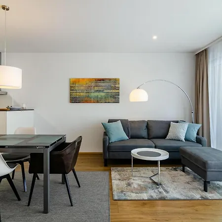 Alex By Interhome Apartman